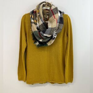 Old Navy Sweater and Scarf Combo Outfit Size Medium